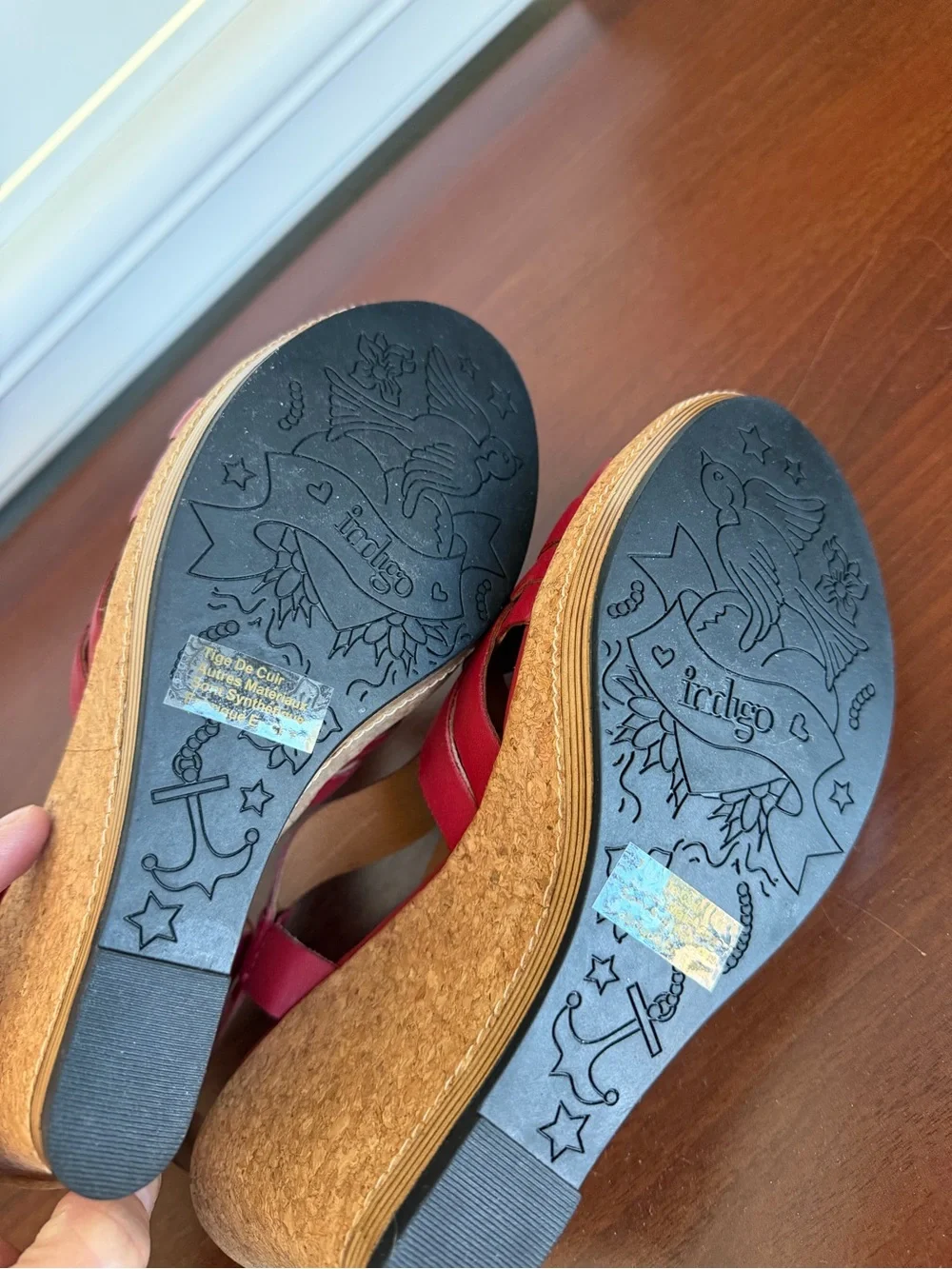 Clark’s indigo Women’s Red Wedge Sandals like new